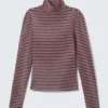 Jersey de cuello alto ajustado a rayas – Rayas grises y rojas