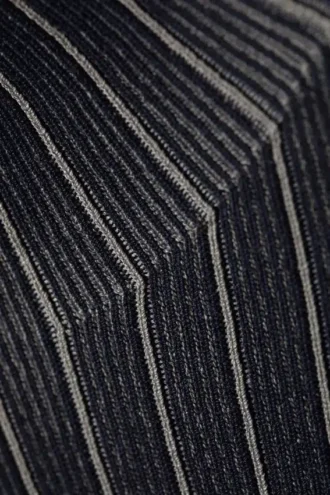 Jersey de cuello alto ajustado acanalado – Rayas azul oscuro