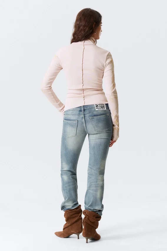 Jersey de cuello alto ajustado – Rosa claro – The Garden Jersey de cuello alto ajustado – Rosa claro – The Garden