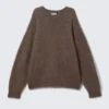 Jersey holgado de cuello redondo con canalé – Marrón Jersey holgado de cuello redondo con canalé – Marrón