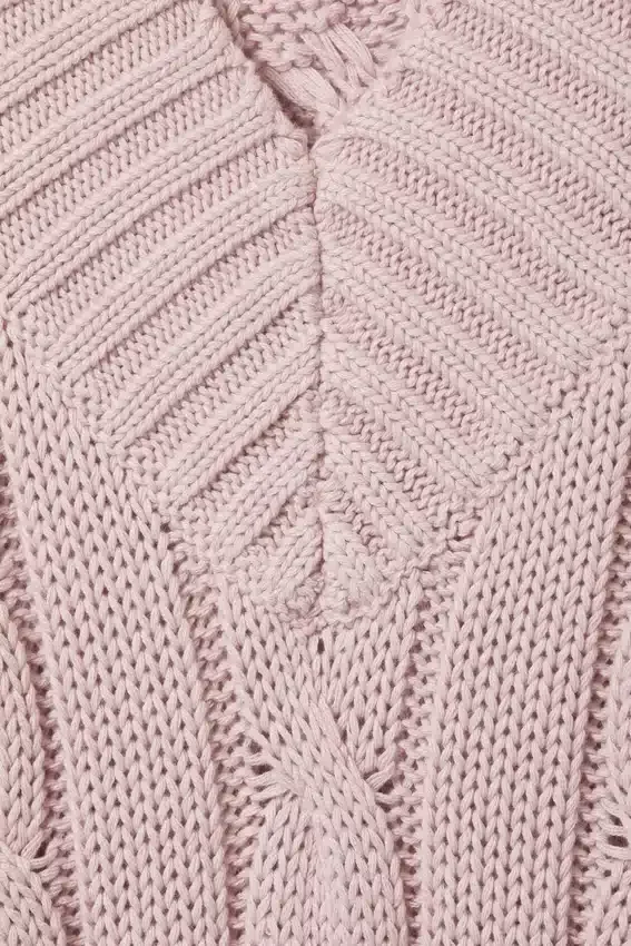 Jerséu de cuello en V con punto trenzado – Rosa empolvado Jerséu de cuello en V con punto trenzado – Rosa empolvado