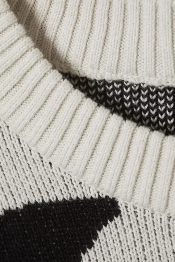 Jerséu de jacquard con estampados gráficos de corte recto – Blanco sucio – Estampado cuadrado Jerséu de jacquard con estampados gráficos de corte recto – Blanco sucio – Estampado cuadrado
