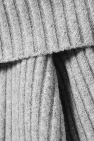 Jerséu de punto acanalado con hombros descubiertos – Gris jaspeado