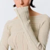 Jerséu de punto ajustado con cuello barco – Beige Jerséu de punto ajustado con cuello barco – Beige