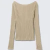 Jerséu de punto ajustado con cuello barco – Beige Jerséu de punto ajustado con cuello barco – Beige