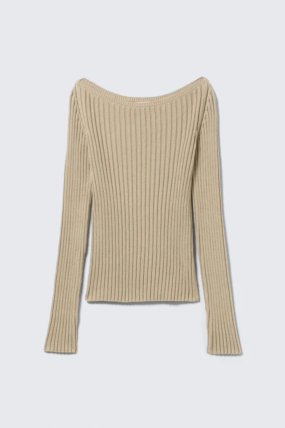 Jerséu de punto ajustado con cuello barco – Beige Jerséu de punto ajustado con cuello barco – Beige