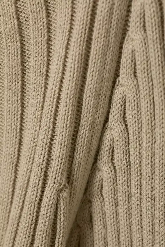 Jerséu de punto ajustado con cuello barco – Beige Jerséu de punto ajustado con cuello barco – Beige