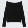 Jerséu de punto con hombros descubiertos – Negro Jerséu de punto con hombros descubiertos – Negro