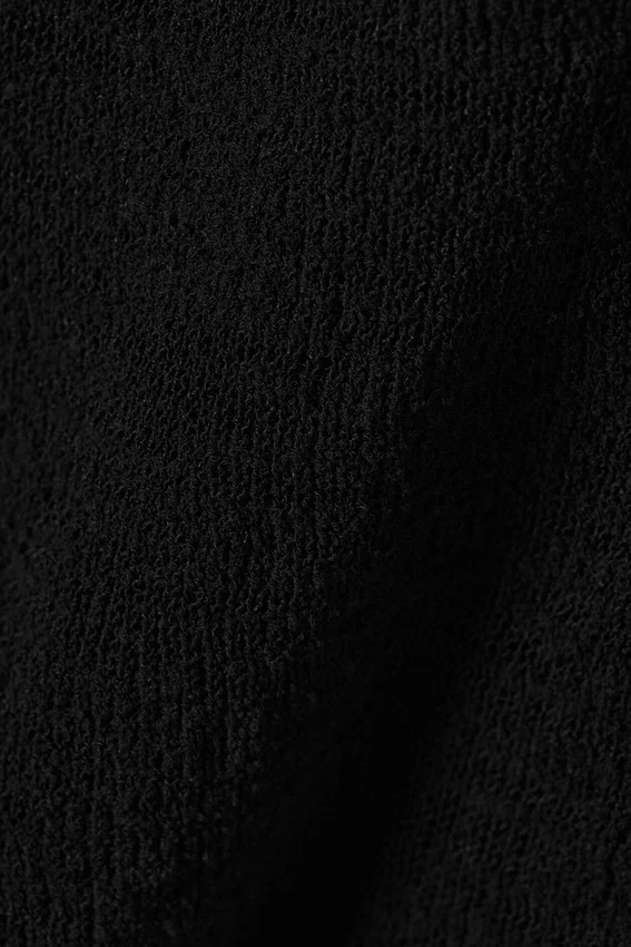Jerséu de punto con hombros descubiertos – Negro Jerséu de punto con hombros descubiertos – Negro