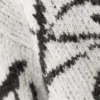 Jerséu de punto con mezcla de lana y estampados con diseños – Blanco – Estampado negro Jerséu de punto con mezcla de lana y estampados con diseños – Blanco – Estampado negro