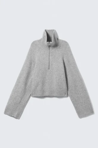 Jerséu de punto corto con media cremallera – Gris claro empolvado jaspeado Jerséu de punto corto con media cremallera – Gris claro empolvado jaspeado