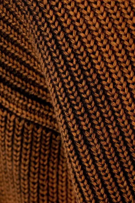 Jerséu de punto grueso de corte regular – Rojo oscuro lavado Jerséu de punto grueso de corte regular – Rojo oscuro lavado