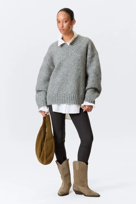 Jerséu de punto oversize con cuello en V – Gris jaspeado Jerséu de punto oversize con cuello en V – Gris jaspeado