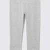 Leggings capri de talle medio y tejido suave – Gris jaspeado Leggings capri de talle medio y tejido suave – Gris jaspeado