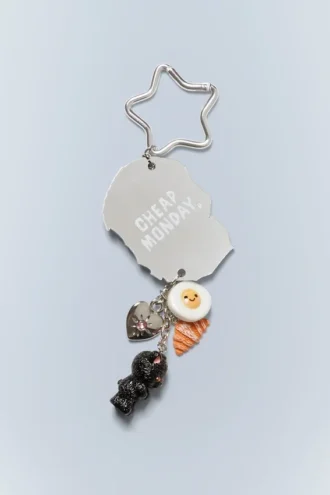 Llavero con charm – Plata – Calavera | Cheap Monday GB