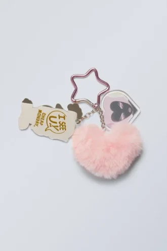 Llavero con colgante – Rosa – Elefante | Cheap Monday Gb