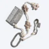 Llavero con múltiples dijes – Beige/Plata Llavero con múltiples dijes – Beige/Plata
