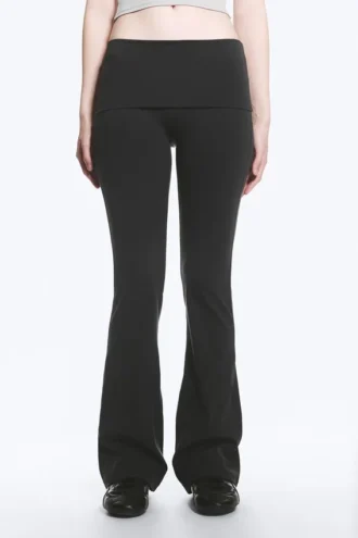 Mallas de yoga acampanadas con cintura doblada – Gris oscuro