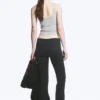 Mallas de yoga acampanadas con cintura doblada – Gris oscuro Mallas de yoga acampanadas con cintura doblada – Gris oscuro