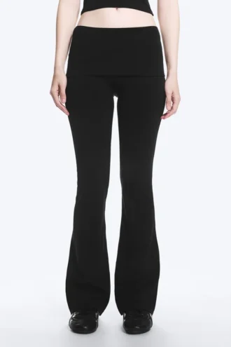 Mallas de yoga acampanadas con cintura doblada – Negro