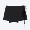 Mini falda cruzada con tirantes – Negra Mini falda cruzada con tirantes – Negra