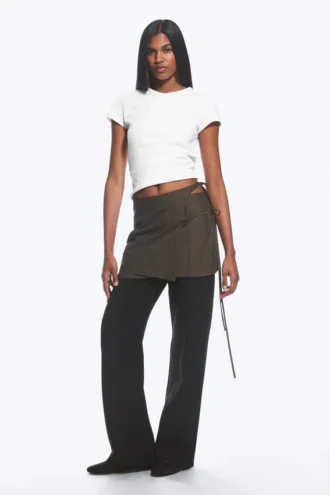 Minifalda cruzada con tirantes – Dark Mole