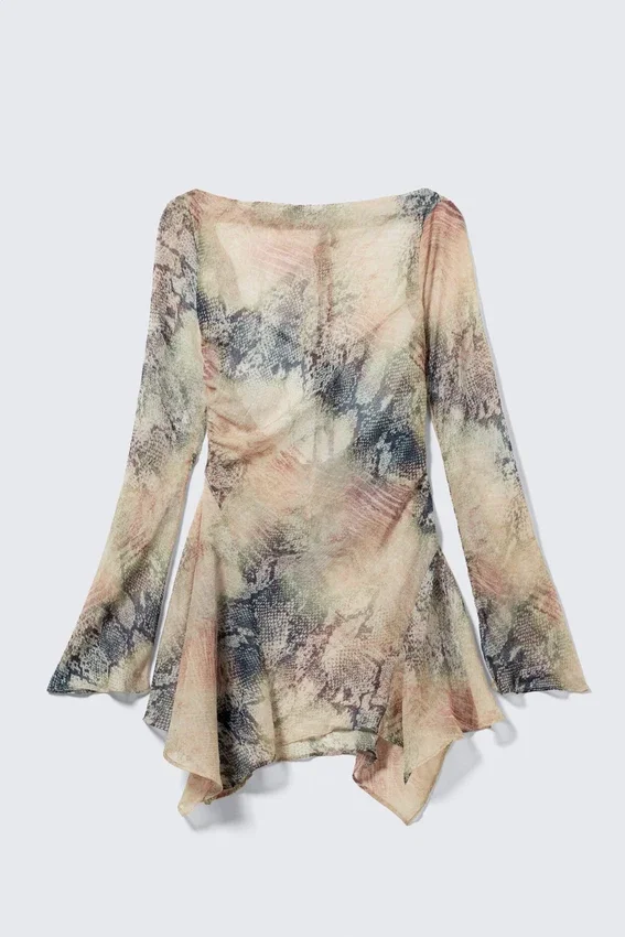 Minivestido asimétrico de manga larga de satén – Beige – Estampado de piel de serpiente Minivestido asimétrico de manga larga de satén – Beige – Estampado de piel de serpiente