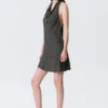 Minivestido con cuello vuelto y tirantes al cuello, de jacquard – Gris oscuro Minivestido con cuello vuelto y tirantes al cuello, de jacquard – Gris oscuro