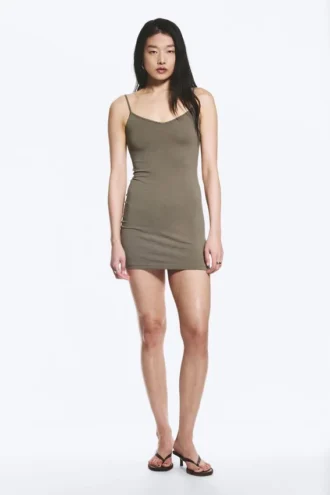 Minivestido de jersey con cuello en V – Gris empolvado