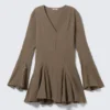 Minivestido de manga larga arrugado – Dark Mole Minivestido de manga larga arrugado – Dark Mole