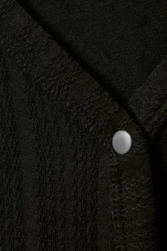 Minivestido de manga larga con cuello en V – Negro