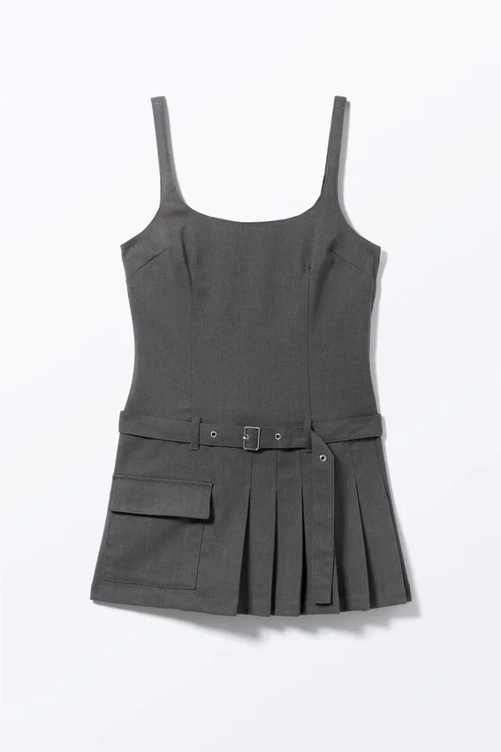 Minivestido plisado con cinturón – Gris oscuro Minivestido plisado con cinturón – Gris oscuro