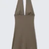 Minivestido sin mangas con cuello halter – Dark Mole Minivestido sin mangas con cuello halter – Dark Mole