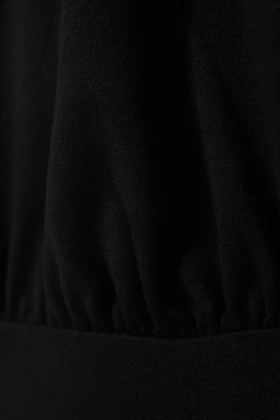 Minivestido sin mangas con cuello halter – Negro Minivestido sin mangas con cuello halter – Negro
