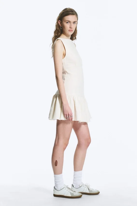 Minivestido sin mangas de sarga – Blanco Minivestido sin mangas de sarga – Blanco