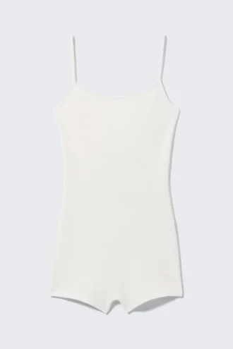 Mono ajustado de canalé – Blanco roto