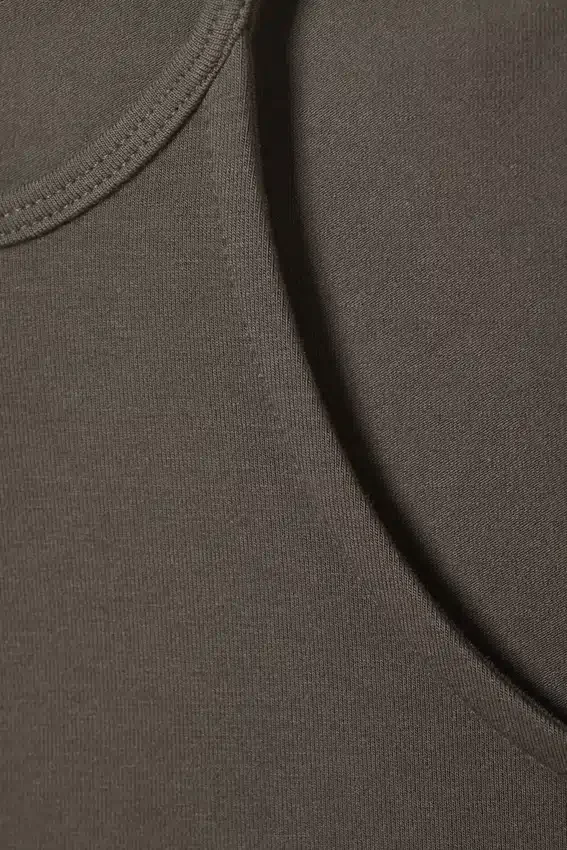 Negro – Gris oscuro Negro – Gris oscuro