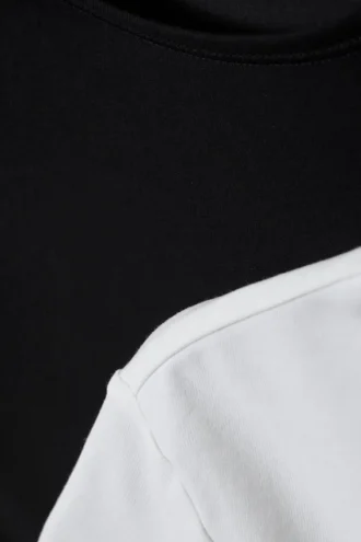 Pack de 2 camisetas de corte ajustado – Negro y blanco