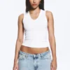 Pack de 2 camisetas de tirantes de cuello en V acanaladas – Blanco