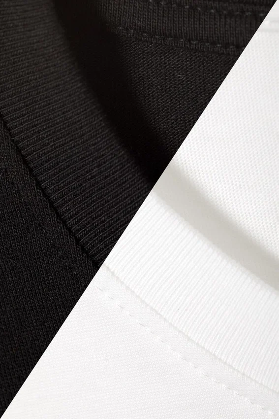 Pack de 2 camisetas Essence Standard – Negro y blanco Pack de 2 camisetas Essence Standard – Negro y blanco