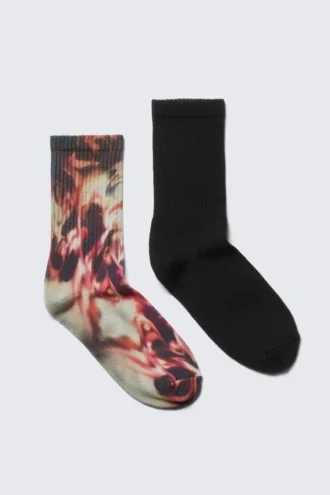Pack de 2 pares de calcetines cortos teñidos al estilo tie-dye: rojo tie-dye y negro liso