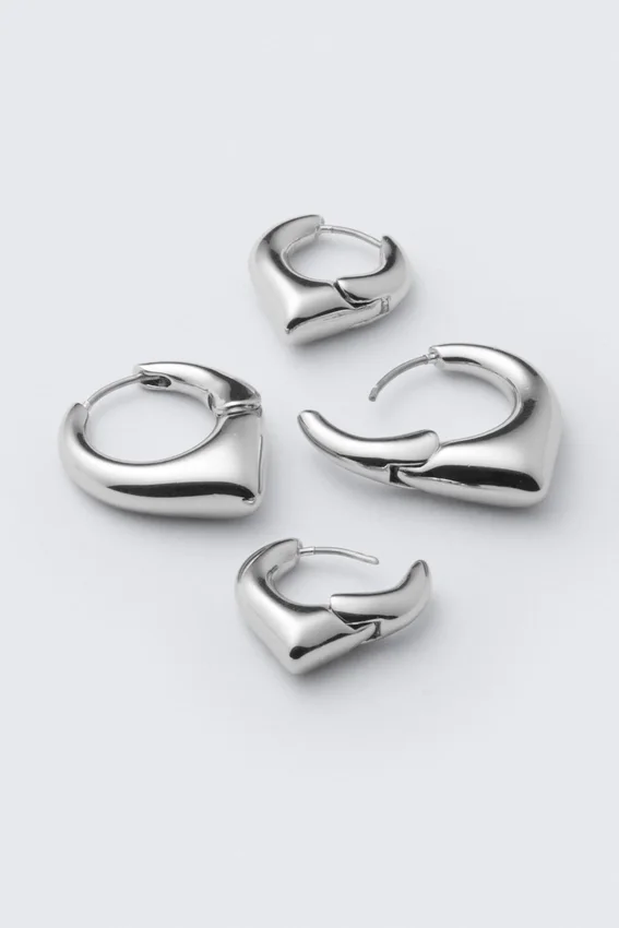 Pack de 2 pendientes de aro con puntas suaves – Plata Pack de 2 pendientes de aro con puntas suaves – Plata