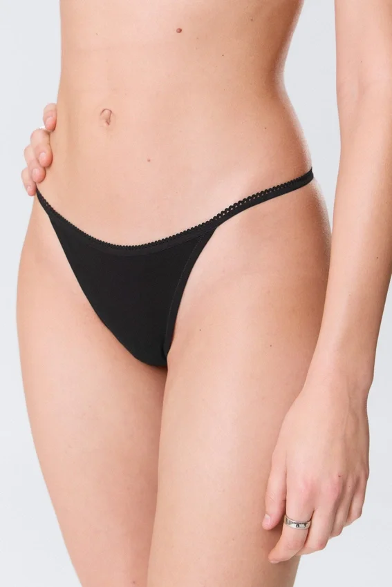 Pack de 2 tangas de algodón – Blanco y negro Pack de 2 tangas de algodón – Blanco y negro