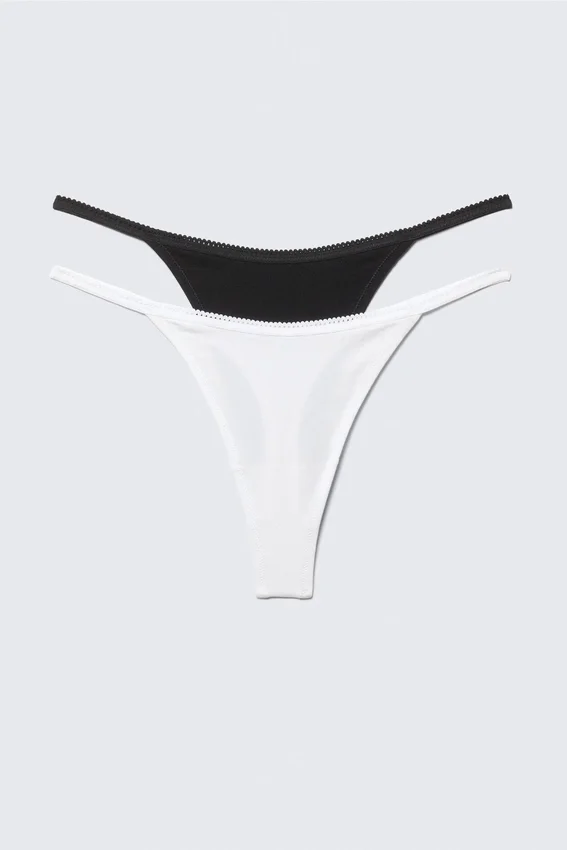 Pack de 2 tangas de algodón – Blanco y negro Pack de 2 tangas de algodón – Blanco y negro