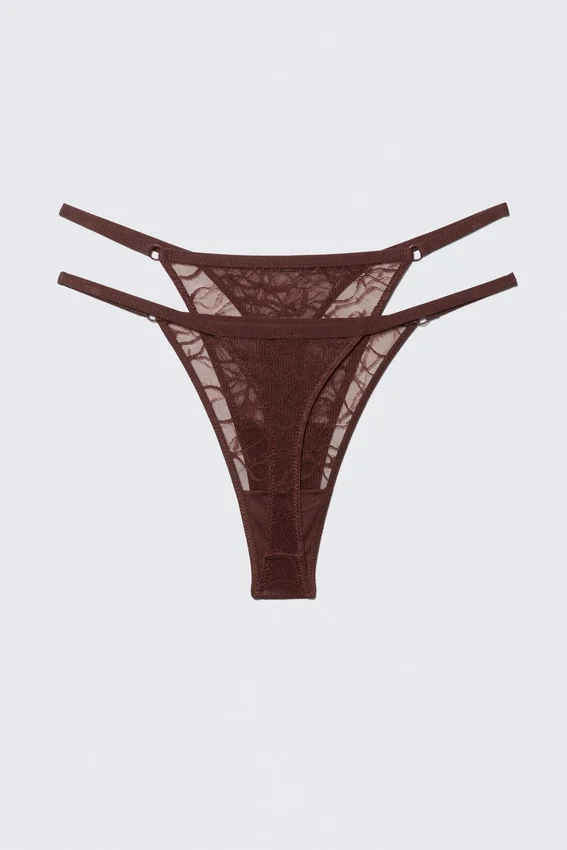 Pack de 2 tangas de encaje con remolinos – Rojo oscuro Pack de 2 tangas de encaje con remolinos – Rojo oscuro