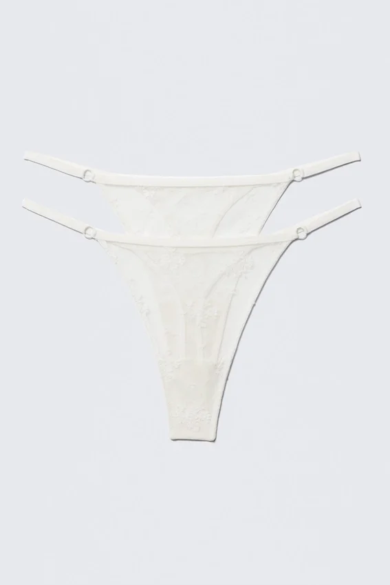 Pack de 2 tangas de encaje transparente – Blanco Pack de 2 tangas de encaje transparente – Blanco