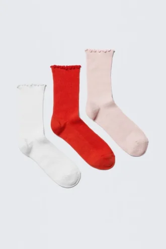 Pack de 3 pares de calcetines de caña corta con volantes – Blanco/Rojo/Rosa