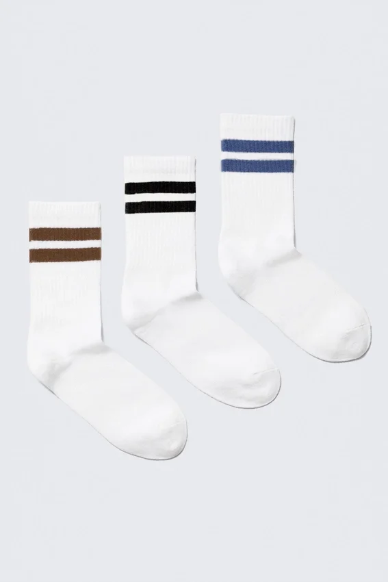 Pack de 3 pares de calcetines de rayas – Blanco – Marrón/Negro/Azul Pack de 3 pares de calcetines de rayas – Blanco – Marrón/Negro/Azul