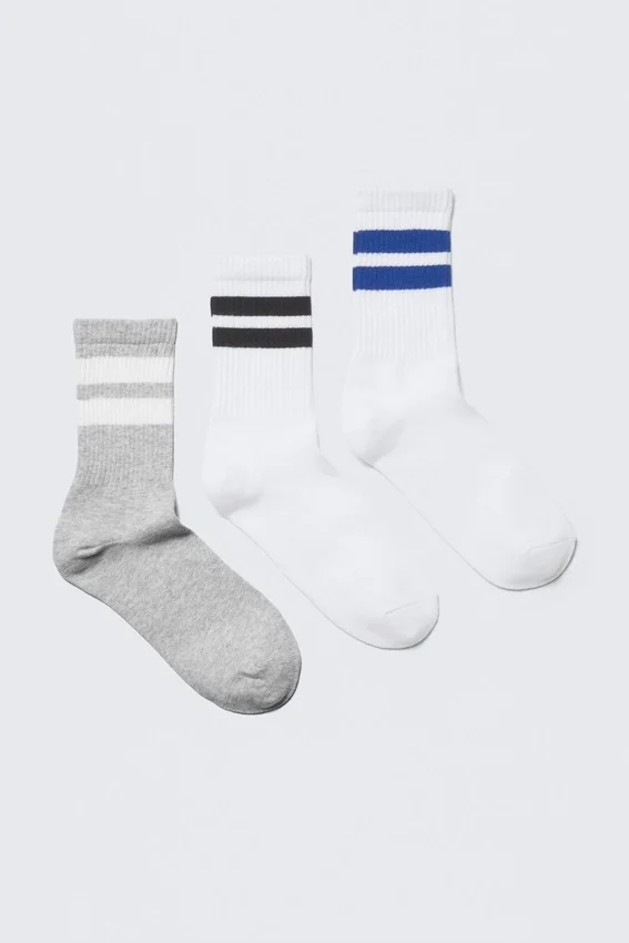 Pack de 3 pares de calcetines deportivos a rayas – Gris/Blanco – Rayas multicolores Pack de 3 pares de calcetines deportivos a rayas – Gris/Blanco – Rayas multicolores