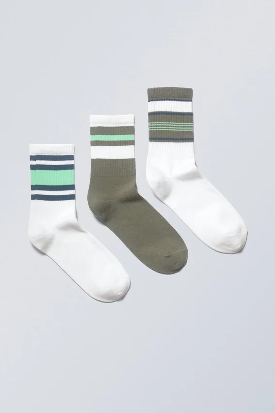 Pack de 3 pares de calcetines deportivos a rayas – Mezcla de rayas verdes Pack de 3 pares de calcetines deportivos a rayas – Mezcla de rayas verdes